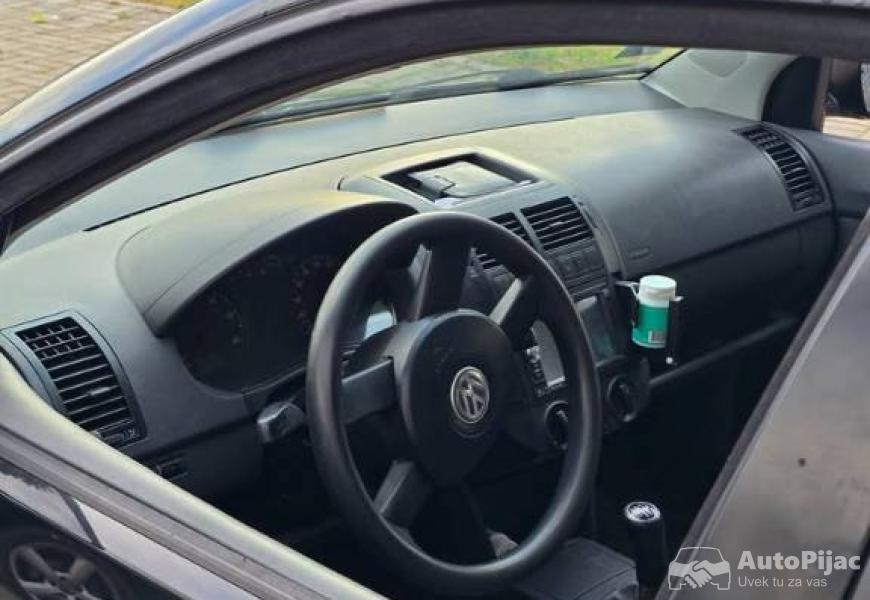 2004_volkswagen_polo_12_benz_13_polovni_automobili_autopijac.rs