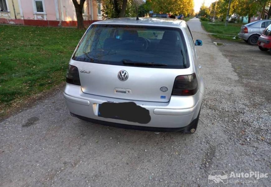 golf_4_14_16v_55kw_benzin_2_polovni_automobili_autopijac.rs