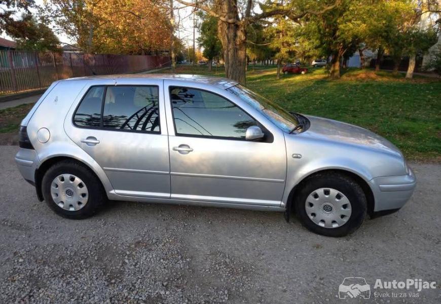 golf_4_14_16v_55kw_benzin_3_polovni_automobili_autopijac.rs
