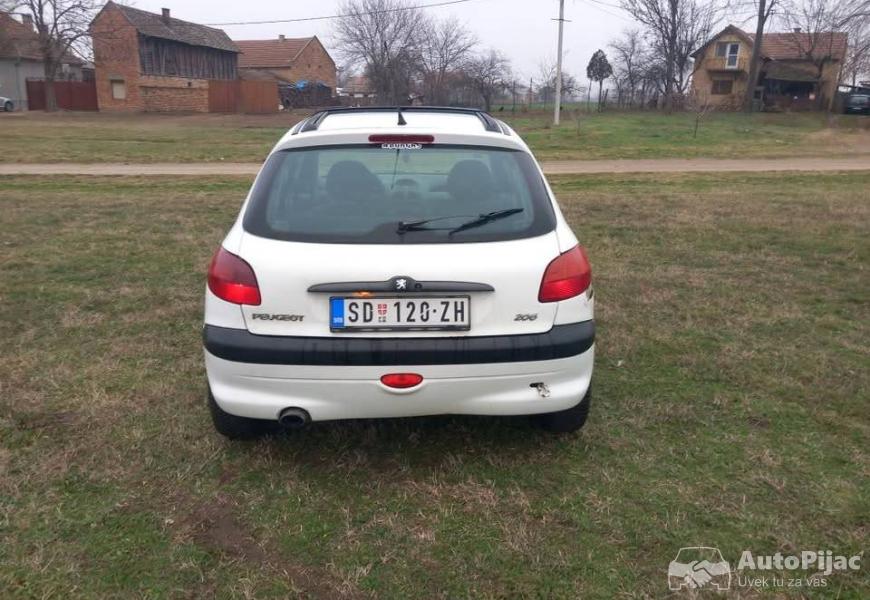 pezo20619dizelgodiste2002reg1512026_8_polovni_automobili_autopijac.rs