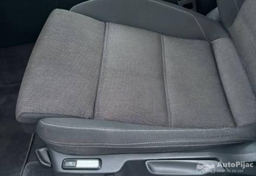 passat_b8_2015_20_150_ks_11_polovni_automobili_autopijac.rs