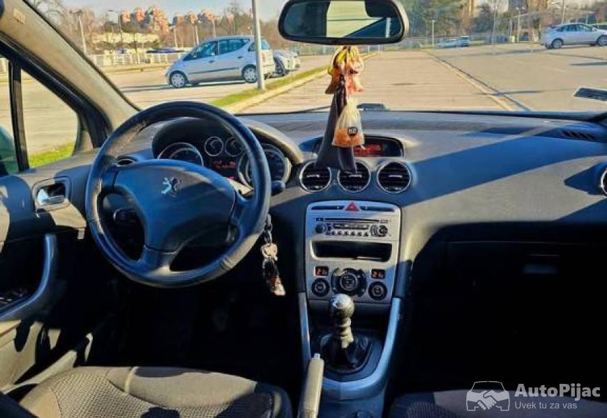 2011_peugeot_308_4_polovni_automobili_autopijac.rs
