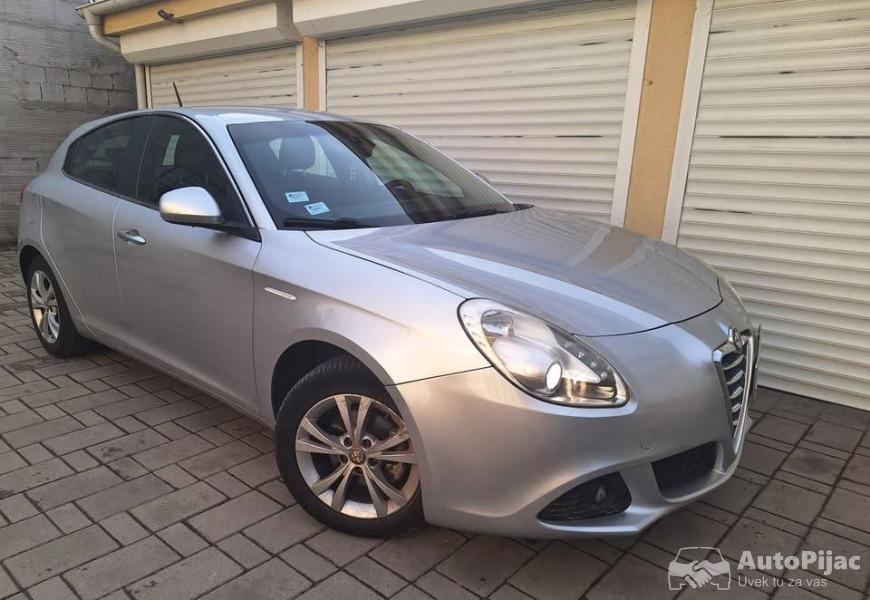 2011_alfa_romeo_gulietta_3_polovni_automobili_autopijac.rs