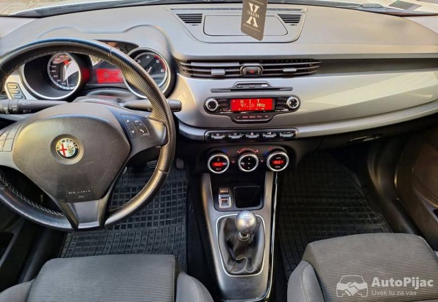 2011_alfa_romeo_gulietta_6_polovni_automobili_autopijac.rs
