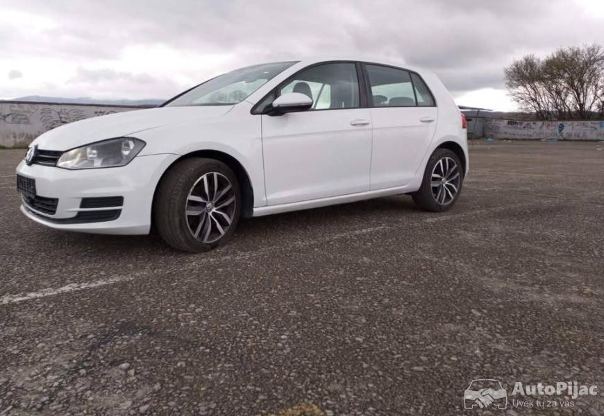 2014_volkswagen_golf_2_polovni_automobili_autopijac.rs
