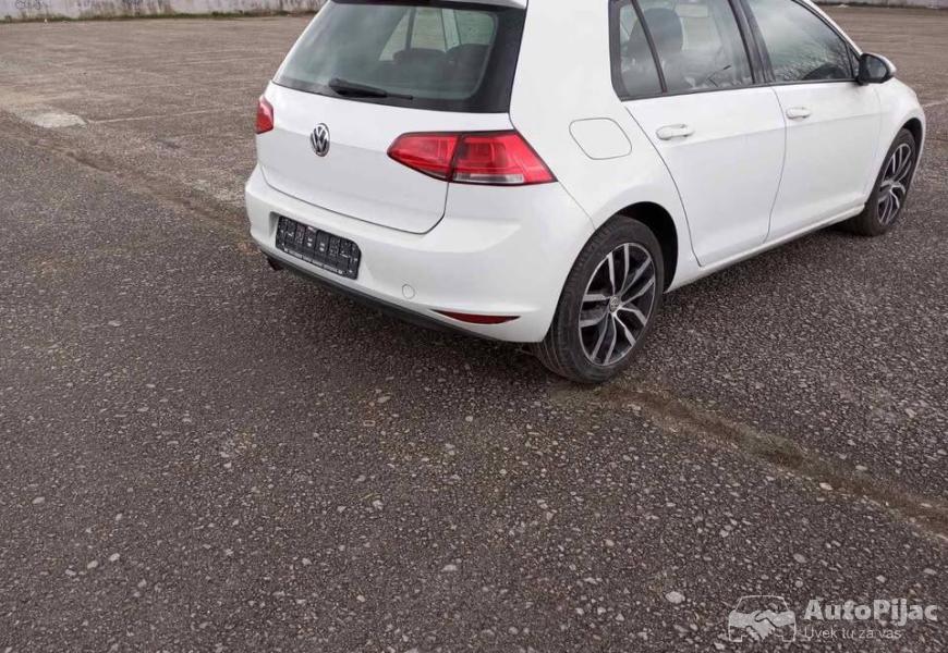 2014_volkswagen_golf_9_polovni_automobili_autopijac.rs