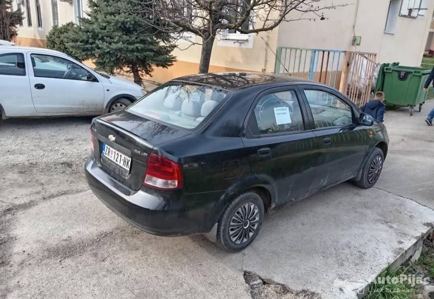 chevrolet_kalos_se_14_2004_6_polovni_automobili_autopijac.rs