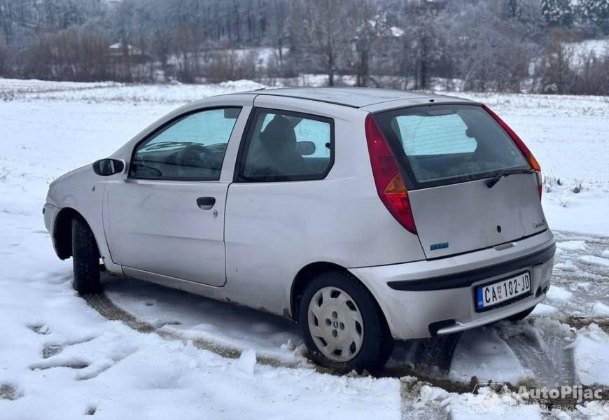 fiat_punto_12_8v_plin_nije_reg_2_polovni_automobili_autopijac.rs