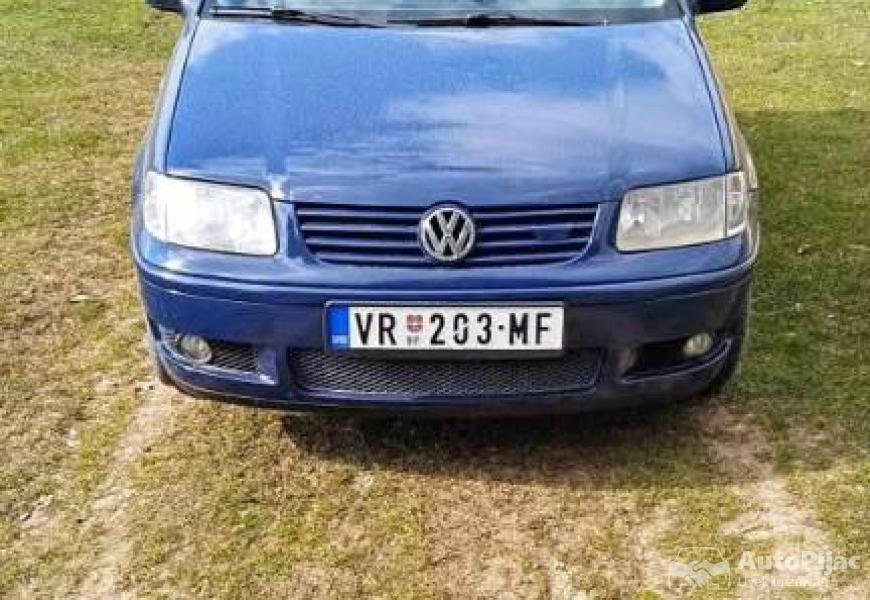 2000_volkswagen_polo_1_polovni_automobili_autopijac.rs