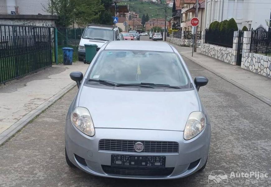 fijat_punto_12_benz_2007_god_2_polovni_automobili_autopijac.rs