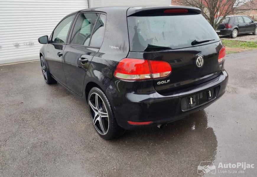 2010_volkswagen_golf_12_tsi_11_polovni_automobili_autopijac.rs