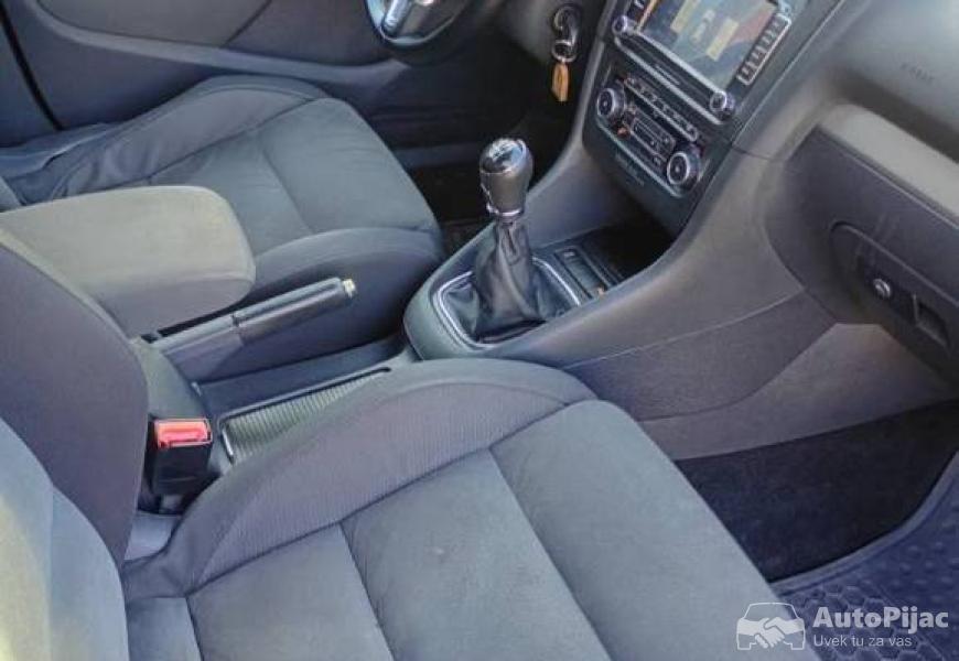 golf_62009god14benzin_5_polovni_automobili_autopijac.rs