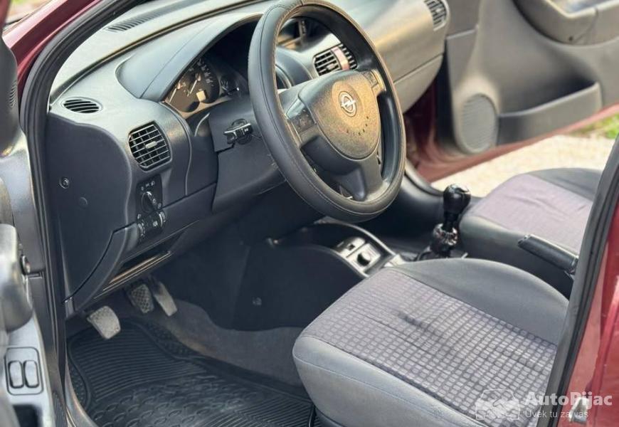 2002_opel_corsa_c_comfort_12_polovni_automobili_autopijac.rs
