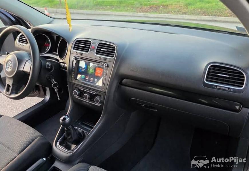 2010_volkswagen_golf_6_16_tdi_77_kw_navigacija_zed_12_polovni_automobili_autopijac.rs