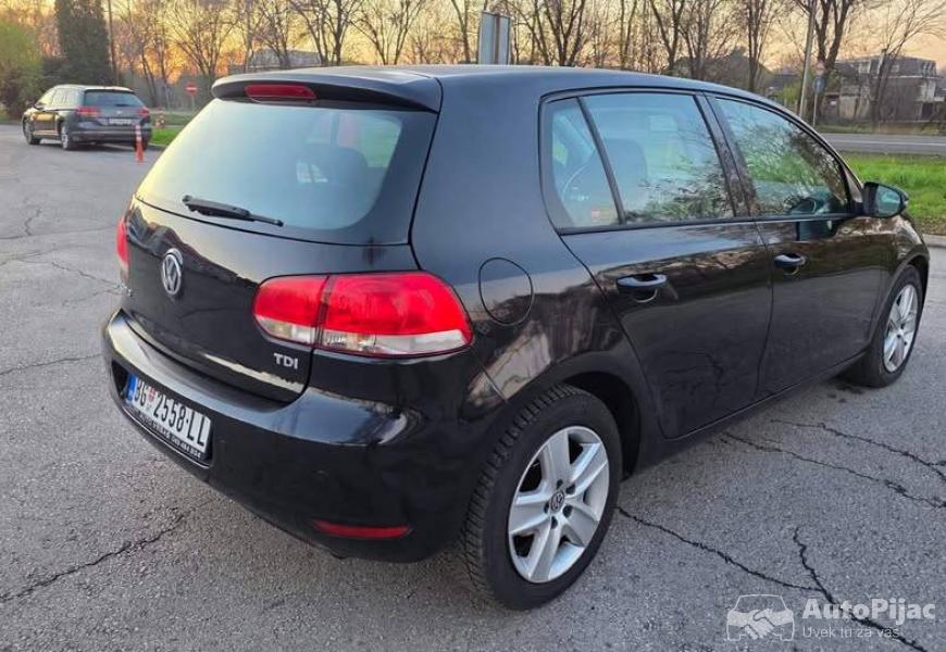 2010_volkswagen_golf_6_16_tdi_77_kw_navigacija_zed_6_polovni_automobili_autopijac.rs