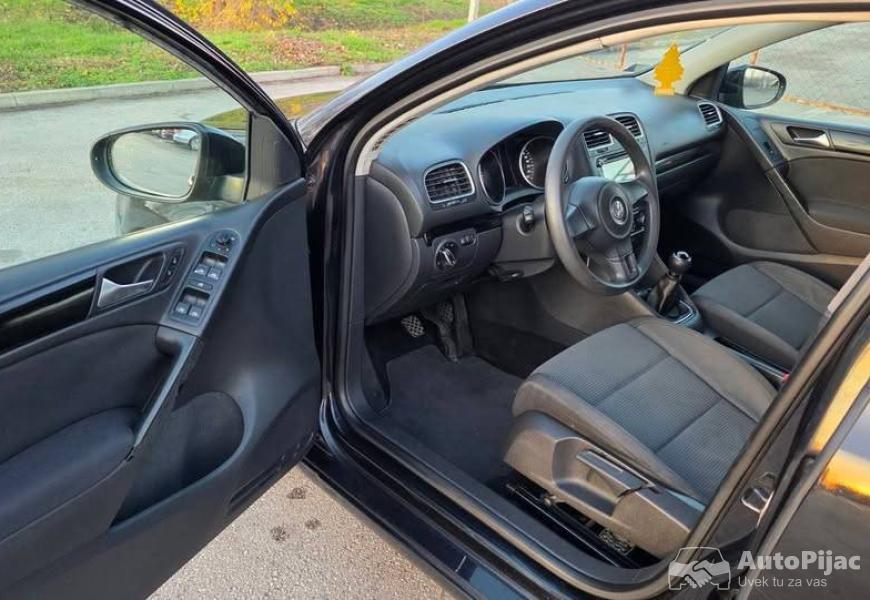 2010_volkswagen_golf_6_16_tdi_77_kw_navigacija_zed_9_polovni_automobili_autopijac.rs