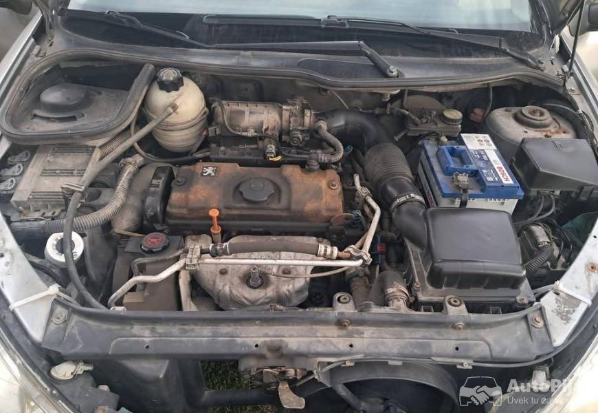 2001_pezo_206_10_polovni_automobili_autopijac.rs