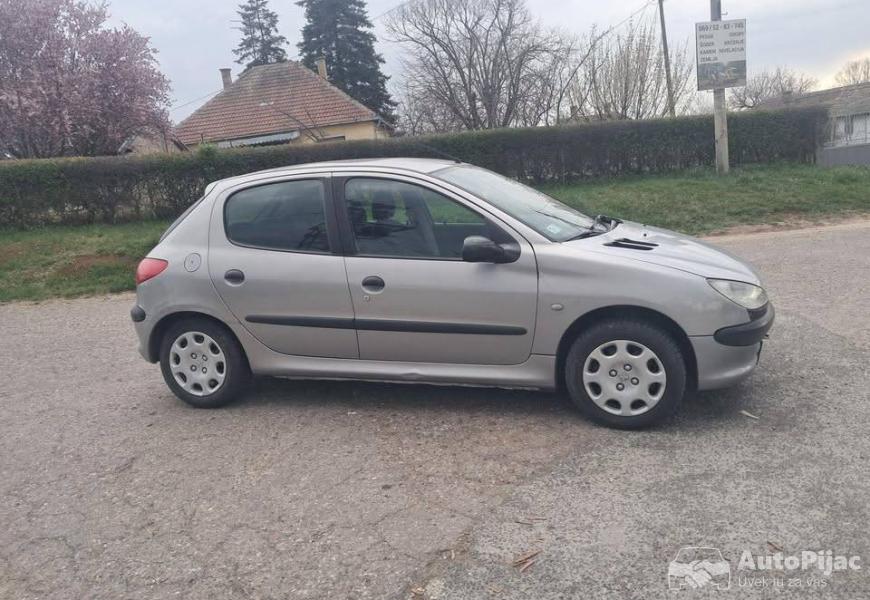 2001_pezo_206_3_polovni_automobili_autopijac.rs