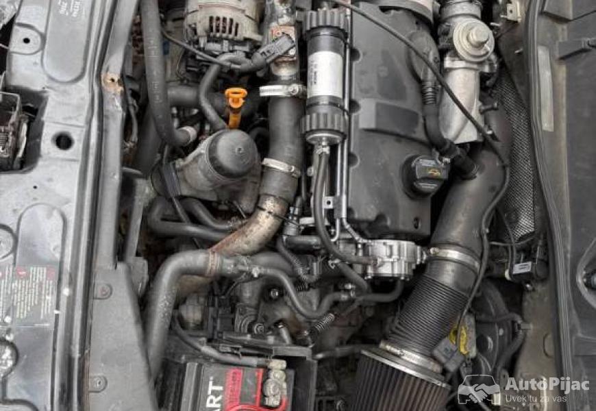 seat_leon_240ks_6_polovni_automobili_autopijac.rs