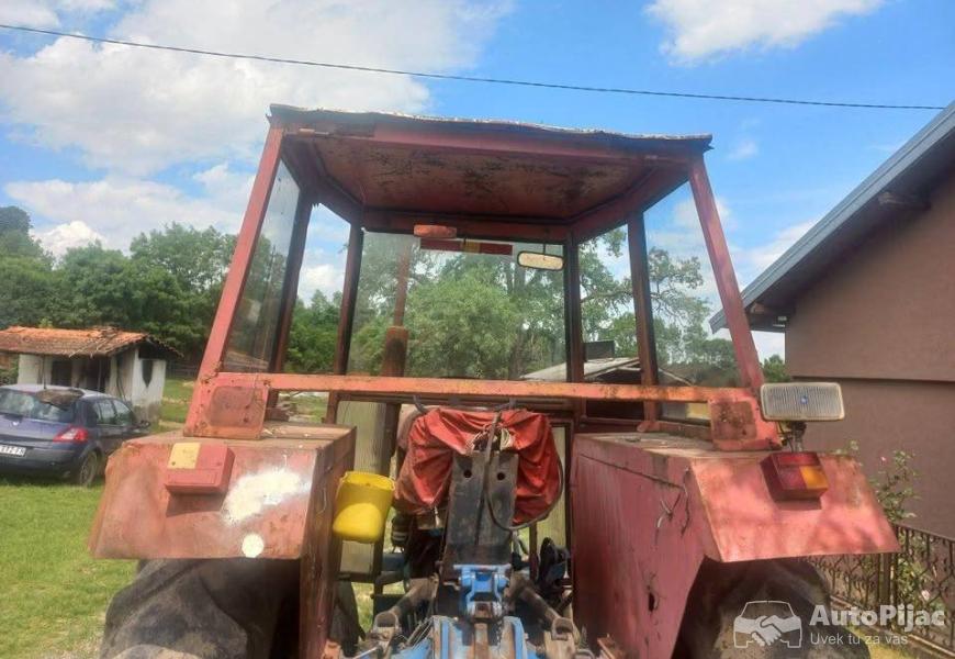 kabina_za_imt_558_4_polovni_automobili_autopijac.rs