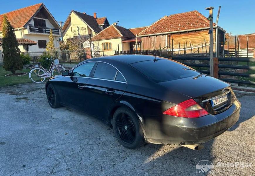 mercedes_benz_cls_320d_3_polovni_automobili_autopijac.rs