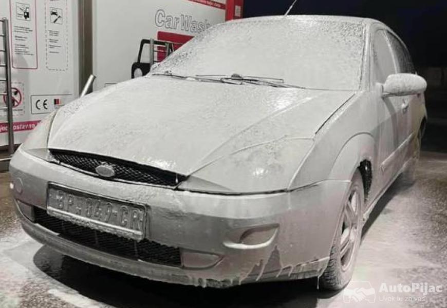 ford_focus_2002_5_polovni_automobili_autopijac.rs