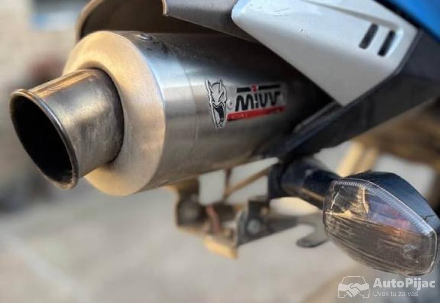 honda_cbr_1000_rr_6_polovni_automobili_autopijac.rs