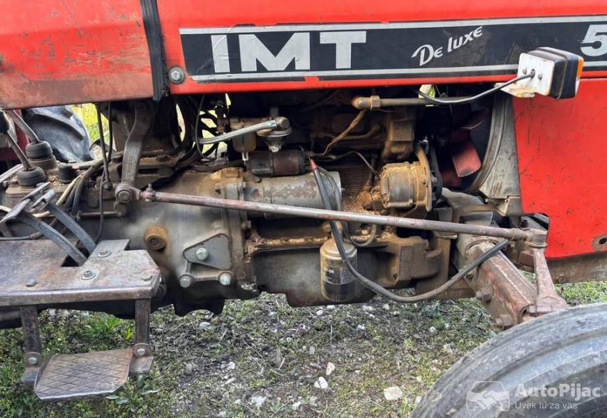 imt_549_6_polovni_automobili_autopijac.rs