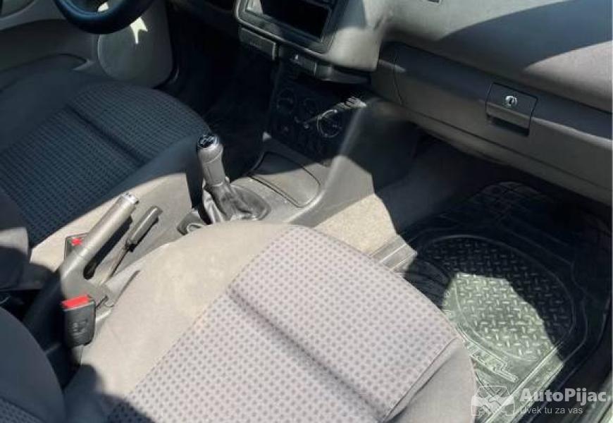 na_prodaju_auto_4_polovni_automobili_autopijac.rs