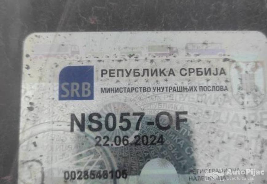 2002_iveko_deli_2_polovni_automobili_autopijac.rs