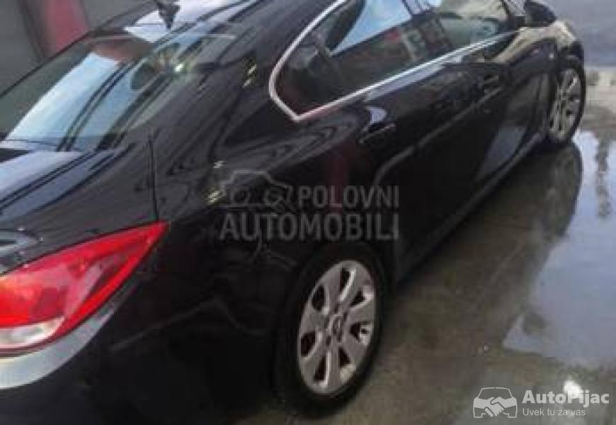 opel_insignia_sport_automatik_limuna_3_polovni_automobili_autopijac.rs