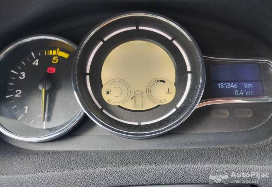 reno_megan_15_dci_81kw_6_brzina_kraj_2009god_18100_10_polovni_automobili_autopijac.rs