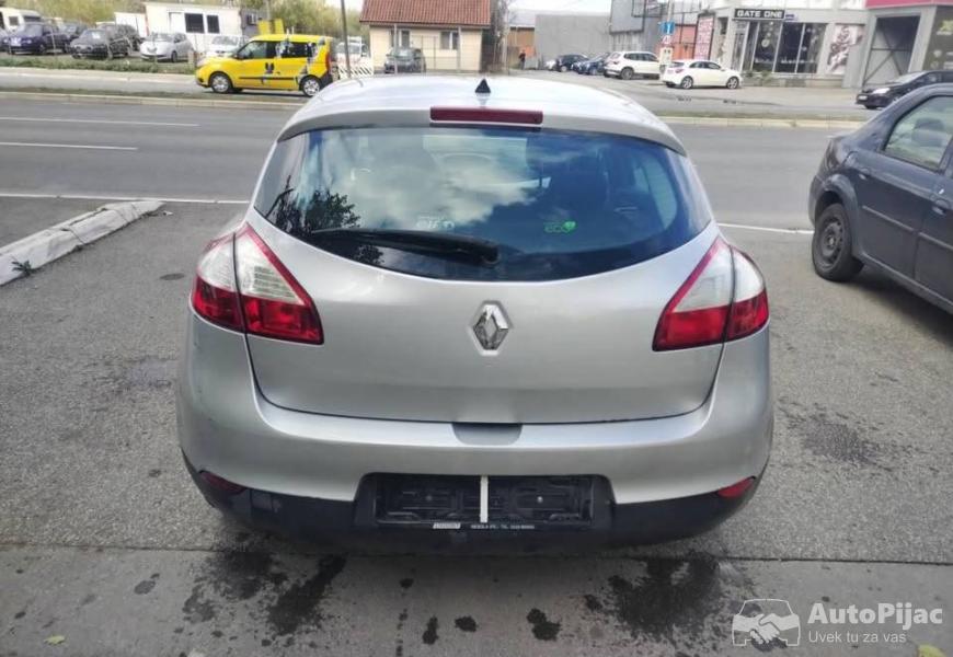 reno_megan_15_dci_81kw_6_brzina_kraj_2009god_18100_4_polovni_automobili_autopijac.rs
