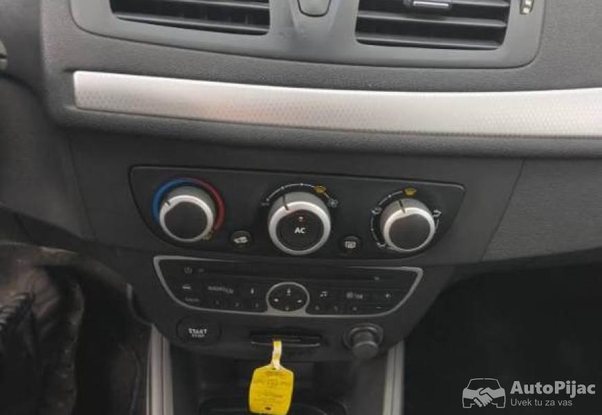 reno_megan_15_dci_81kw_6_brzina_kraj_2009god_18100_9_polovni_automobili_autopijac.rs