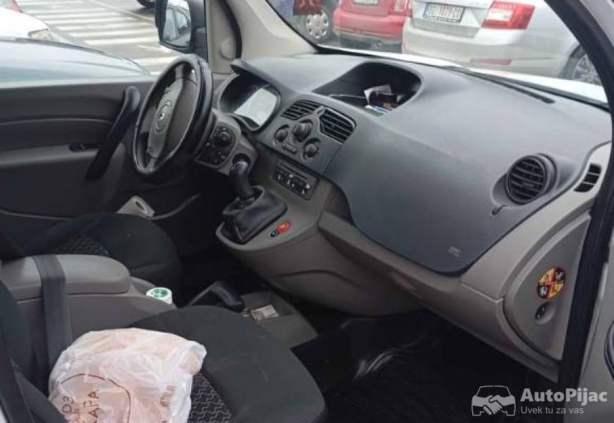 prodajem_auto_8_polovni_automobili_autopijac.rs