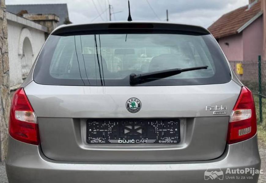 skoda_fabia_12_b_4_polovni_automobili_autopijac.rs