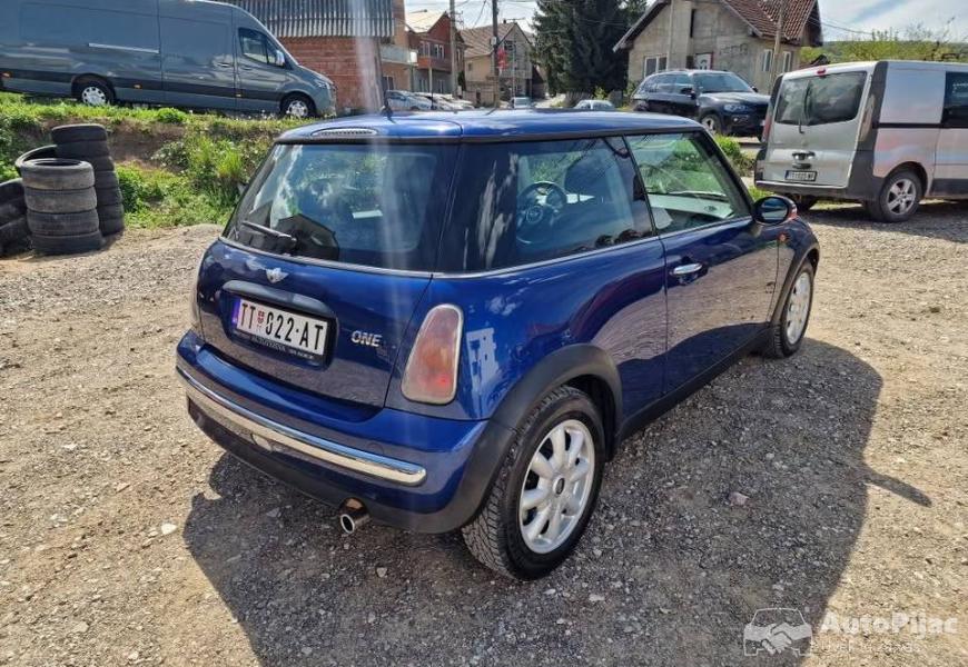 mini_one_2003_god_4_polovni_automobili_autopijac.rs