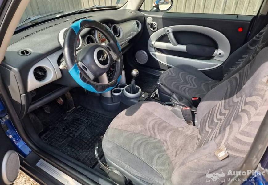 mini_one_2003_god_5_polovni_automobili_autopijac.rs