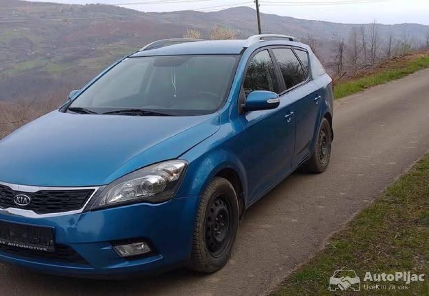 na_prodaju_kia_3_polovni_automobili_autopijac.rs