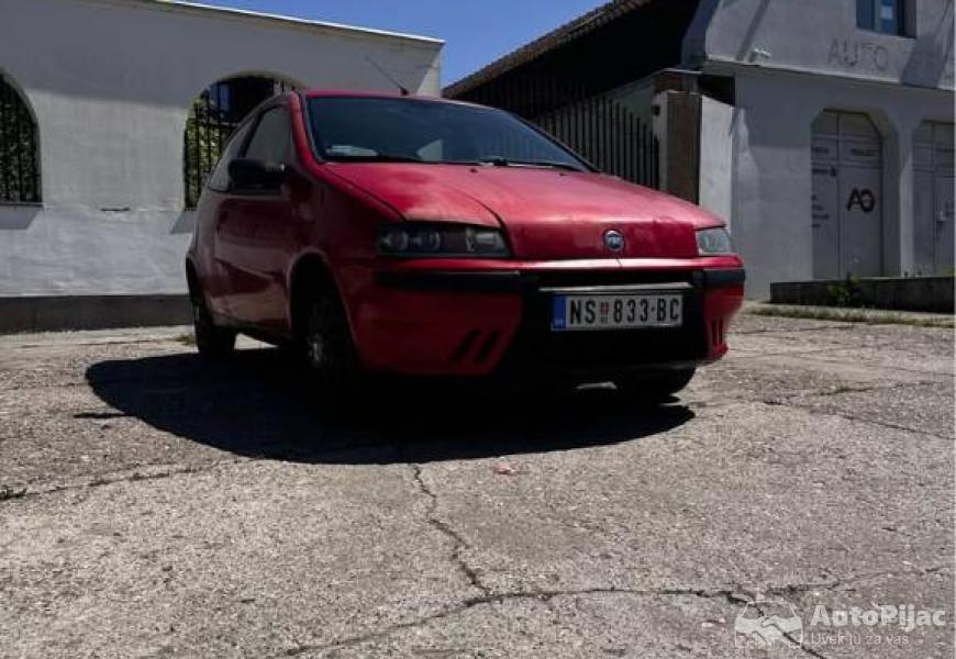 fiat_punto_12_sporting_3_polovni_automobili_autopijac.rs