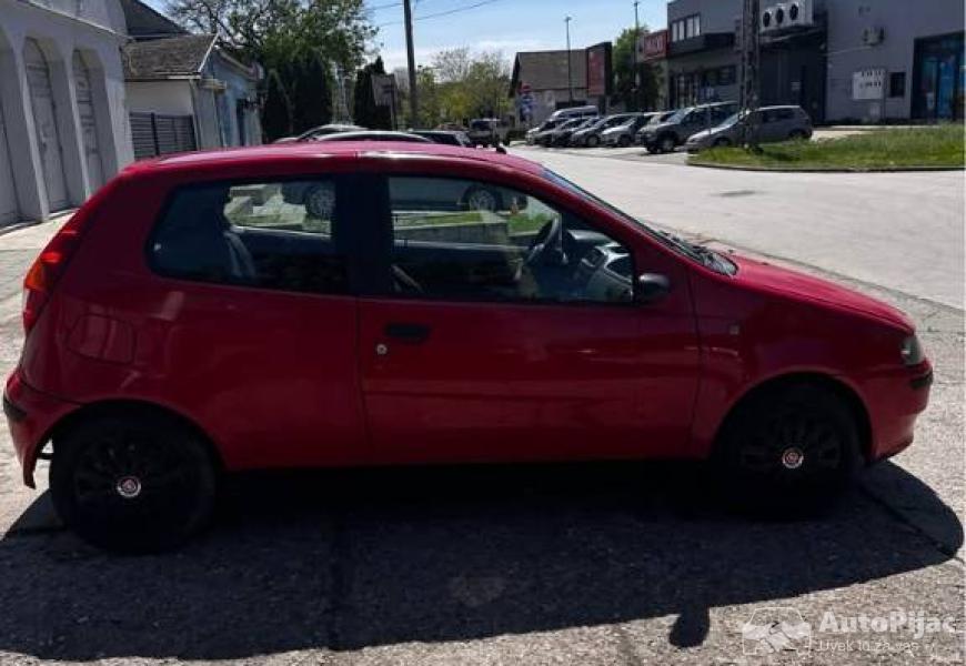 fiat_punto_12_sporting_4_polovni_automobili_autopijac.rs