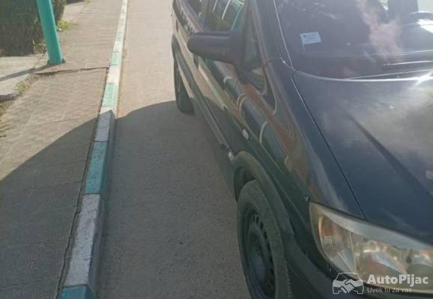 zafira_2002_god_6_polovni_automobili_autopijac.rs