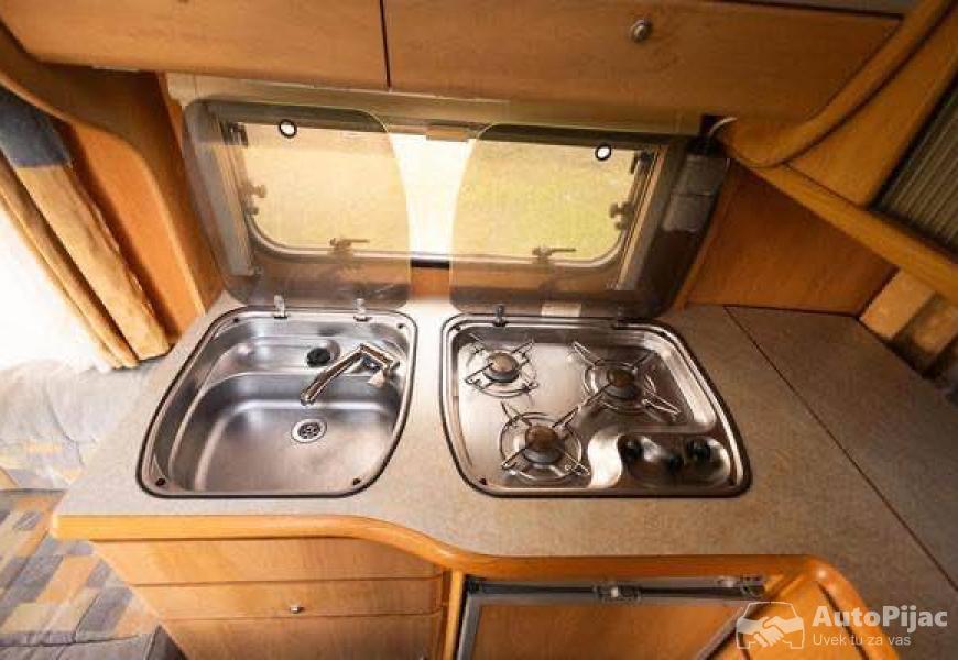 kamp_prikolica_4_polovni_automobili_autopijac.rs