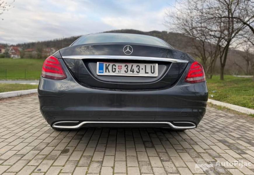 mercedes_c220automatikperfektno_stanjevlasnikmoguc_7_polovni_automobili_autopijac.rs