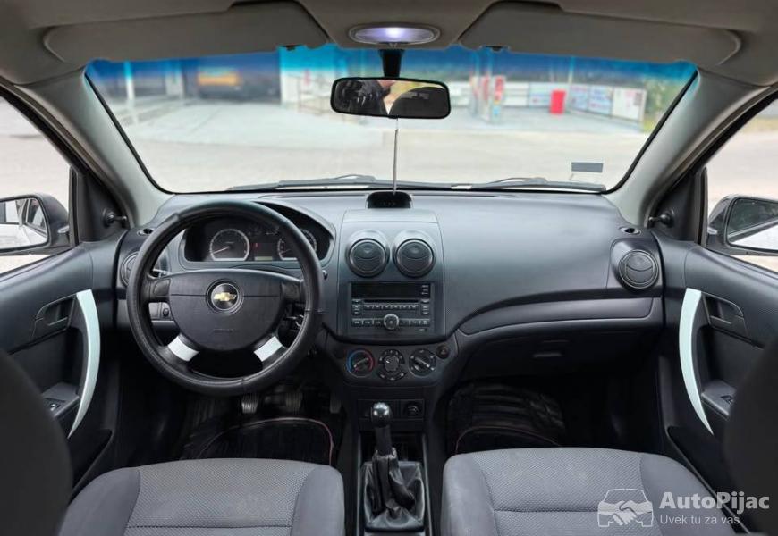 sevrolet_aveo_12_8_polovni_automobili_autopijac.rs
