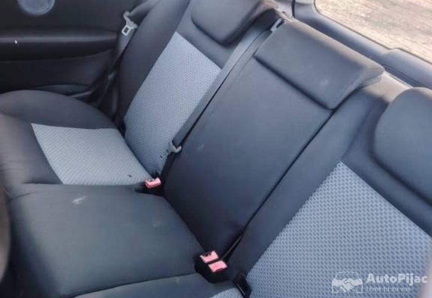 prodajem_mercedes_a_klasu_15_benzin_plin_sekvent_a_5_polovni_automobili_autopijac.rs