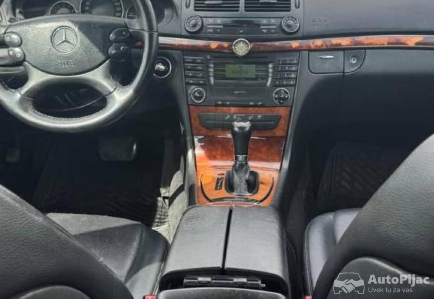 mercedes_e220_restajling_na_ime_kupca_7_polovni_automobili_autopijac.rs