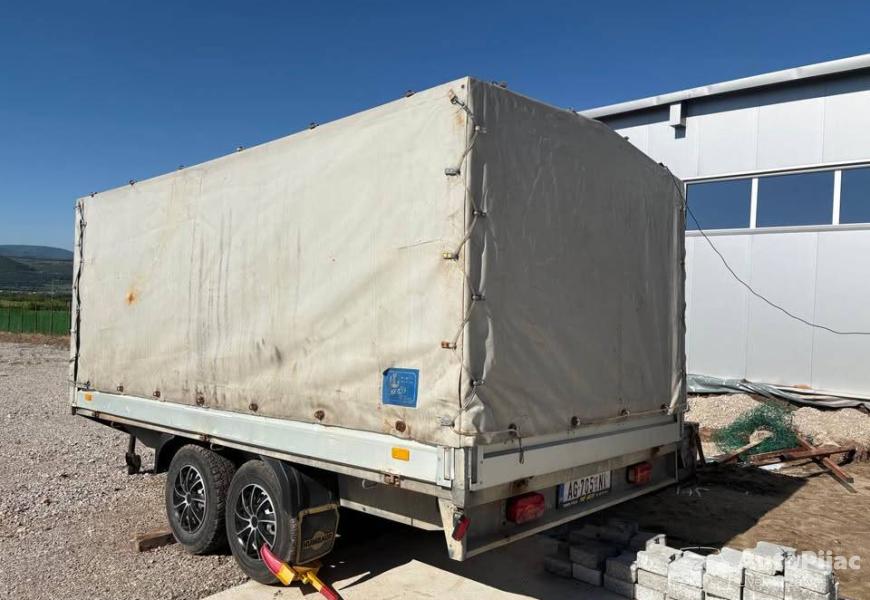 na_prodaju_prikolica_3_tone_nosivost_38x205_u_dobr_4_polovni_automobili_autopijac.rs