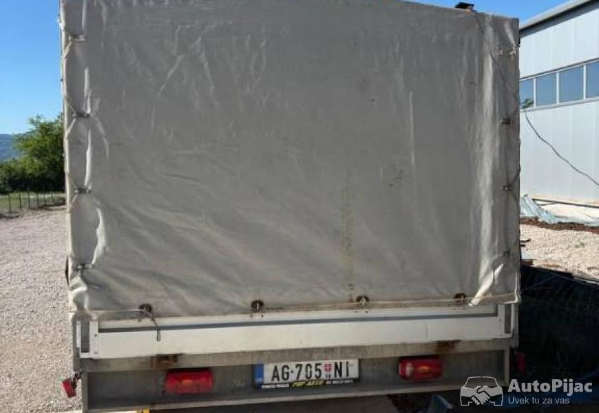 na_prodaju_prikolica_3_tone_nosivost_38x205_u_dobr_7_polovni_automobili_autopijac.rs