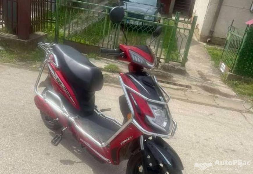 elektricni_skuter_250w_3_polovni_automobili_autopijac.rs